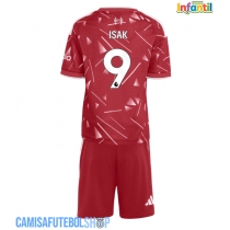 Camisa de time de futebol Liverpool Alexander Isak #9 Replicas 1º Equipamento Infantil 2026-27 Manga Curta (+ Calças curtas)